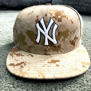 Fitted Yankee Hat